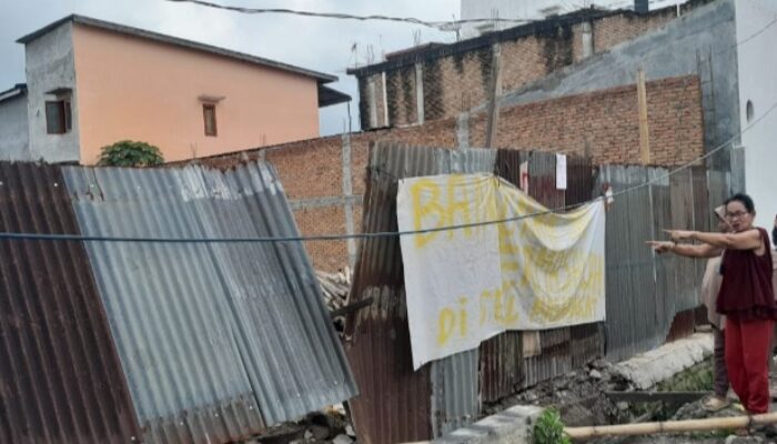 Timbulkan Keresahan, Warga Jl. Karantina Tolak Pembangunan Pagar Tembok