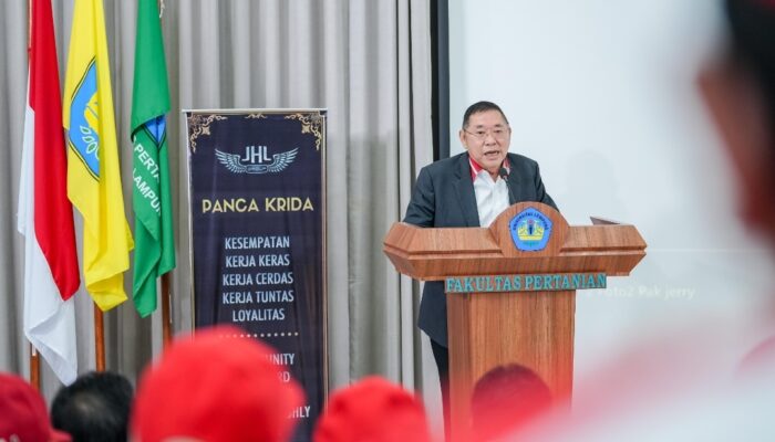 Cerita Jerry Hermawan Lo, Sisihkan Rp20 Ribu Per Kelapa untuk Seribu Beasiswa Sarjana Pertanian
