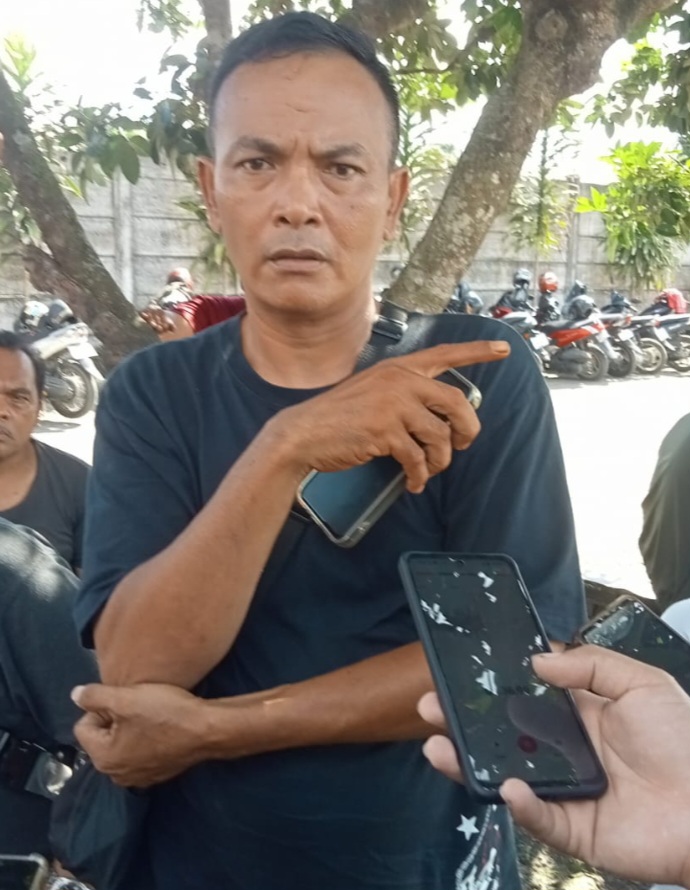 Begal Bersenpi Beraksi Di Fly Over Amplas