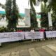 Era Gapeksindo Muda Gelar Aksi Bentang Spanduk Di Kantor UID PLN Sumut