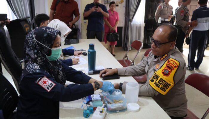 HUT Humas Polri Ke-73, Kombes Gidion Donorkan Darahnya