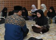 Dosen Unimed Dampingi Mahasiswa Membaca Dan Memahami  Al Qur’an