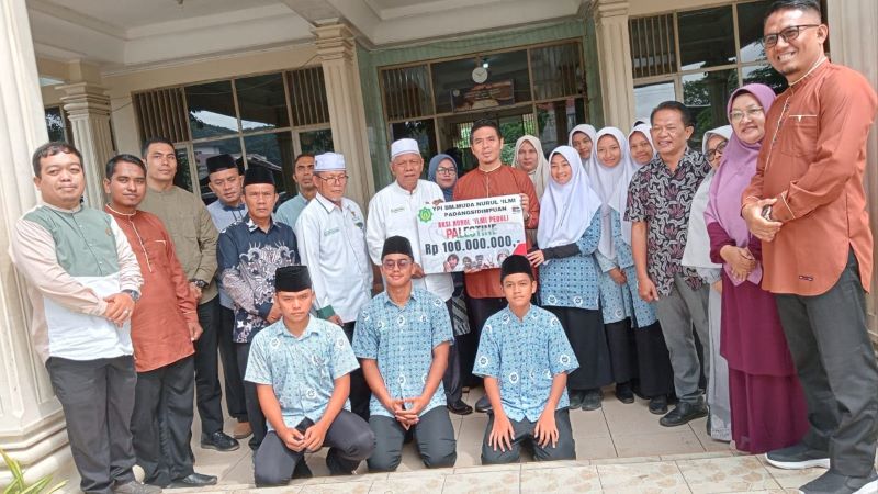 YPI BM Muda Nurul ‘Ilmi Padangsidimpuan Serahkan Donasi Peduli Palestina Rp100Juta