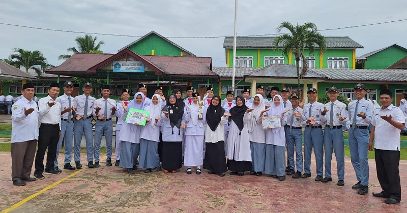 Giliran Nasyid MAN 1 Padangsidimpuan Raih Juara Giliran Nasyid MAN 1 Padangsidimpuan Raih Juara