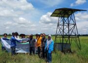 Tim PKM DRTPM Unsam Bekali Kelompok Tani Pesisir Teknologi Smart Irrigation Hybrid
