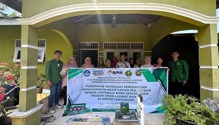 Dosen Pertanian UNUSU Dan USU Inovasi Kemasan Produk Keripik UMKM Di Medan Tuntungan