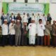 Ketua MUI Padangsidimpuan ustadz Drs.H. Zulfan Efendi Hasibuan MA foto bersama dengan pemateri dan peserta FGD Efektifitas Dakwah, di Aula Kantor MUI, Jl.HT Rizal Nurdin, Palampat, Padangsidimpuan, Sabtu (12/10/2024). Waspada/Mohot Lubis