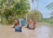 Blang Seunong Dikepung Banjir, Camat Instruksikan Dirikan Tenda