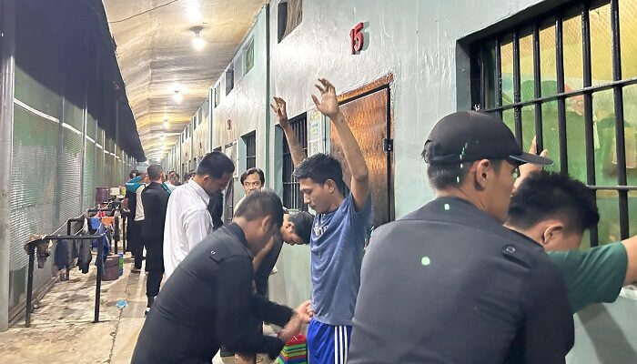 Lapas Labuhanruku Geledah Kamar Hunian