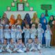 Seusai acara, Pj Bunda Pendidikan Anak Usia Dini (PAUD) Aceh Tenggara Fitriani Taufik foto bersama. Waspada/Seh Muhammad Amin