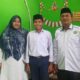 FAIZABRAR Bancin, Siswa Kelas IX MTsN 1 Inovasi Subulussalam foto bersama dengan Ka. MTsN I Kamaruddin, S.Ag, MM dan Pembina OSIM, Siti Nurjannah, S.Pd. (Waspada/Khairul Boangmanalu)
