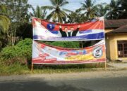 Alat peraga kampanye Paslon Putra Mahkota Alam Hasibuan SE dan Achmad Fauzan Nasution PMA-AFN) nomor urut 1 serta Paslon Ahmad Zarnawi Pasaribu dan Ifdal Hasayangan (Adil) nomor urut 2. (Waspada/Ist)
