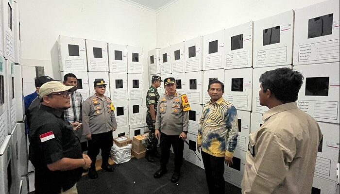 Pj Wali Kota Kunjungi KIP Cek Kesiapan Pilkada 2024