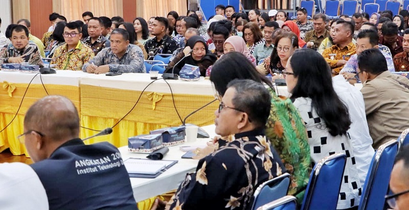 Plt Bupati Ingatkan ASN Ikut Kampanye Akan Kena Aturan Plt Bupati Ingatkan ASN Ikut Kampanye Akan Kena Aturan