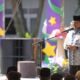 Pj. Gubernur Aceh, Safrizal ZA, memberi sambutan saat menghadiri acara zikir, shalawatbdan doa dalam rangka memperingati HUT ke-47 SMA Negeri 3 Banda Aceh dan peringatan Maulid Nabi Muhammad SAW 1446 H, di SMA Negeri 3 Banda Aceh, Minggu,l (27/10). (Waspada/Zafrullah)