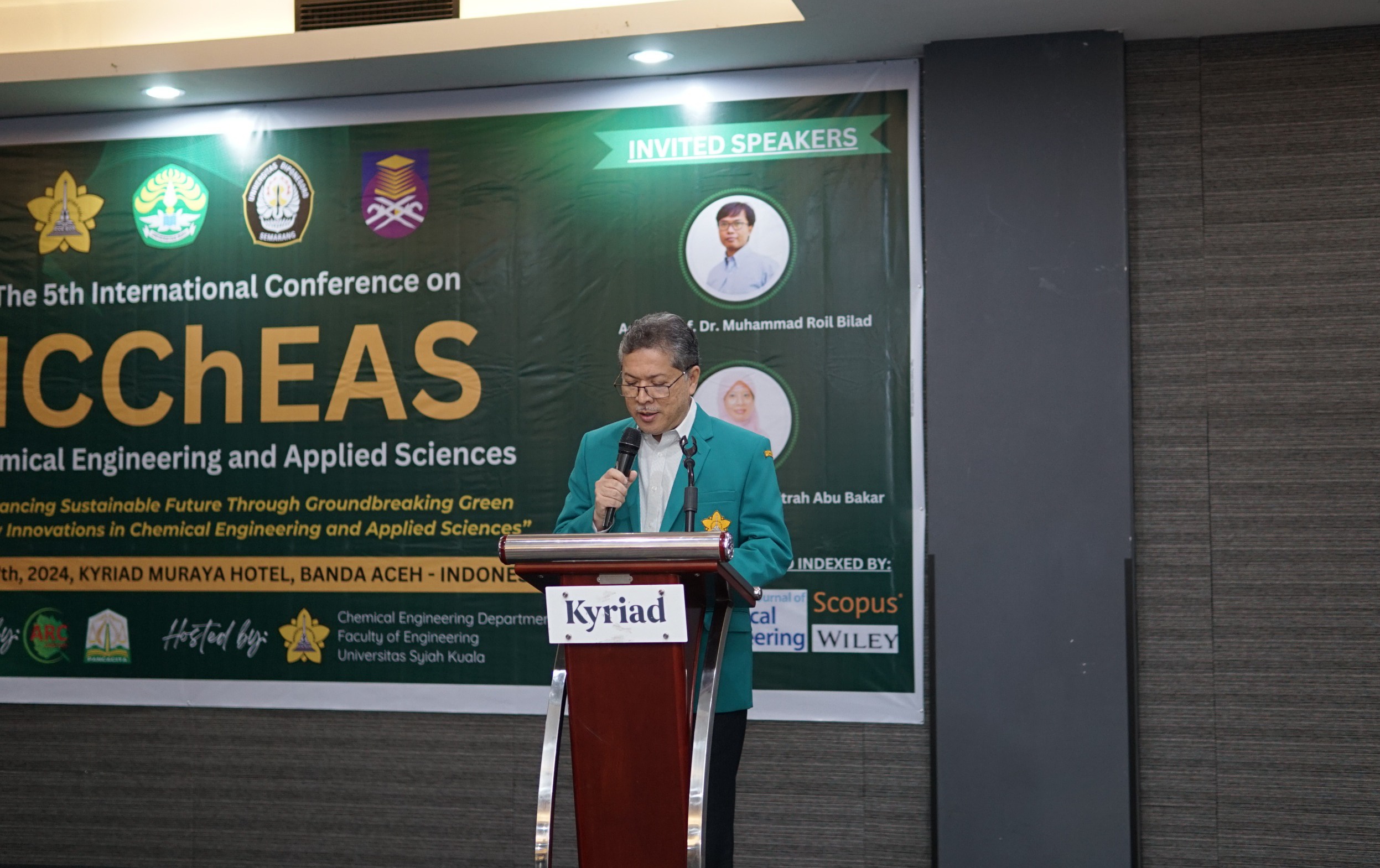 Lima Ilmuan Dan Peneliti Dari Empat Negara Hadiri ICChEAS 2024