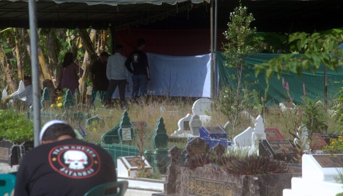 Meninggal Tidak Wajar, Kuburan Siswi Penerbangan Diekshumasi