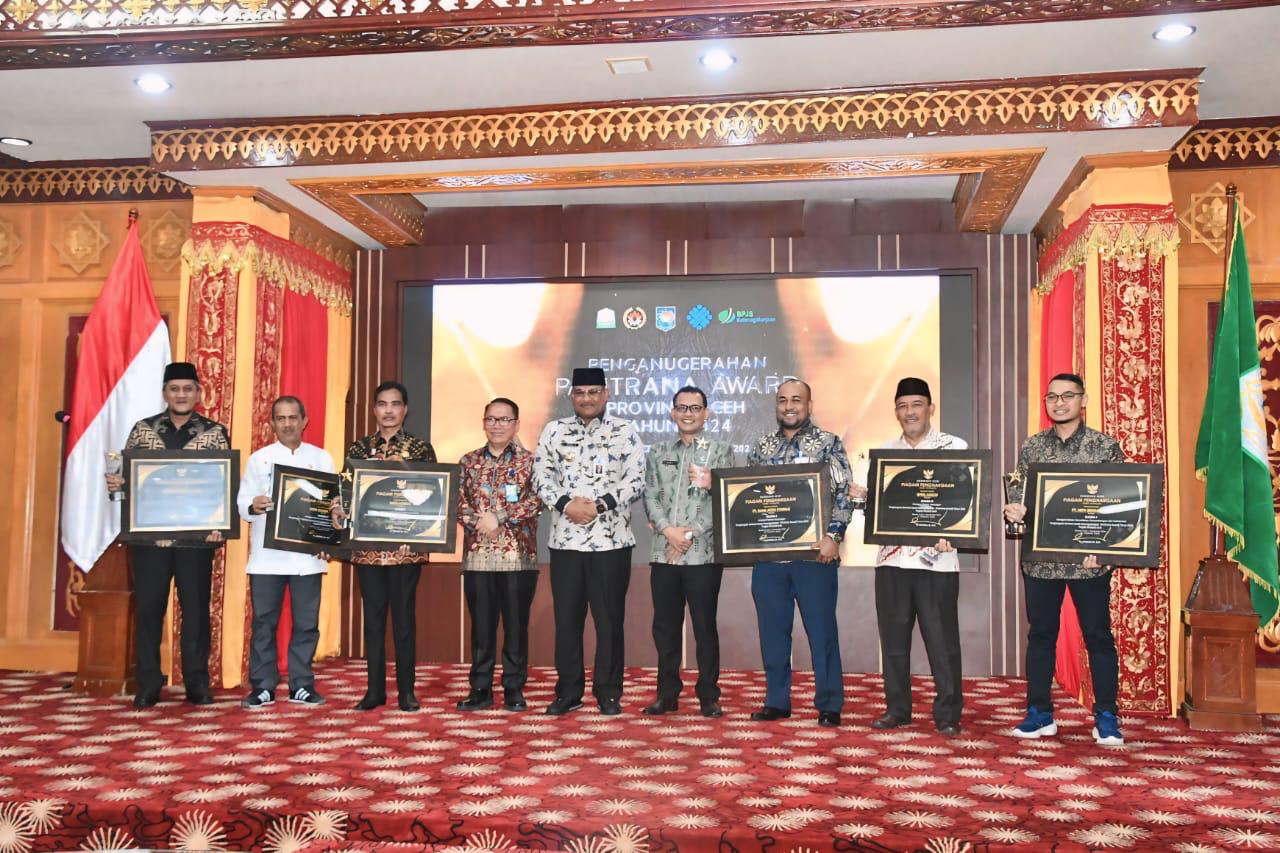 Pemko Langsa Raih Peringkat Terbaik I Anugerah Paritrana Award Pemko Langsa Raih Peringkat Terbaik I Anugerah Paritrana Award