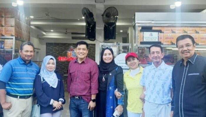 Tunku Besar Tampin Nikmati Kuliner Medan