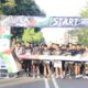 PARA peserta dari berbagai kalangan bersiap berlari di garis start di acara kegiatan amal bertajuk Run for Palestine, di depan Masjid Raya Al-Mashun Medan, berlangsung dengan penuh semangat dan solidaritas, Ahad (3/11/2024).Waspada/ist