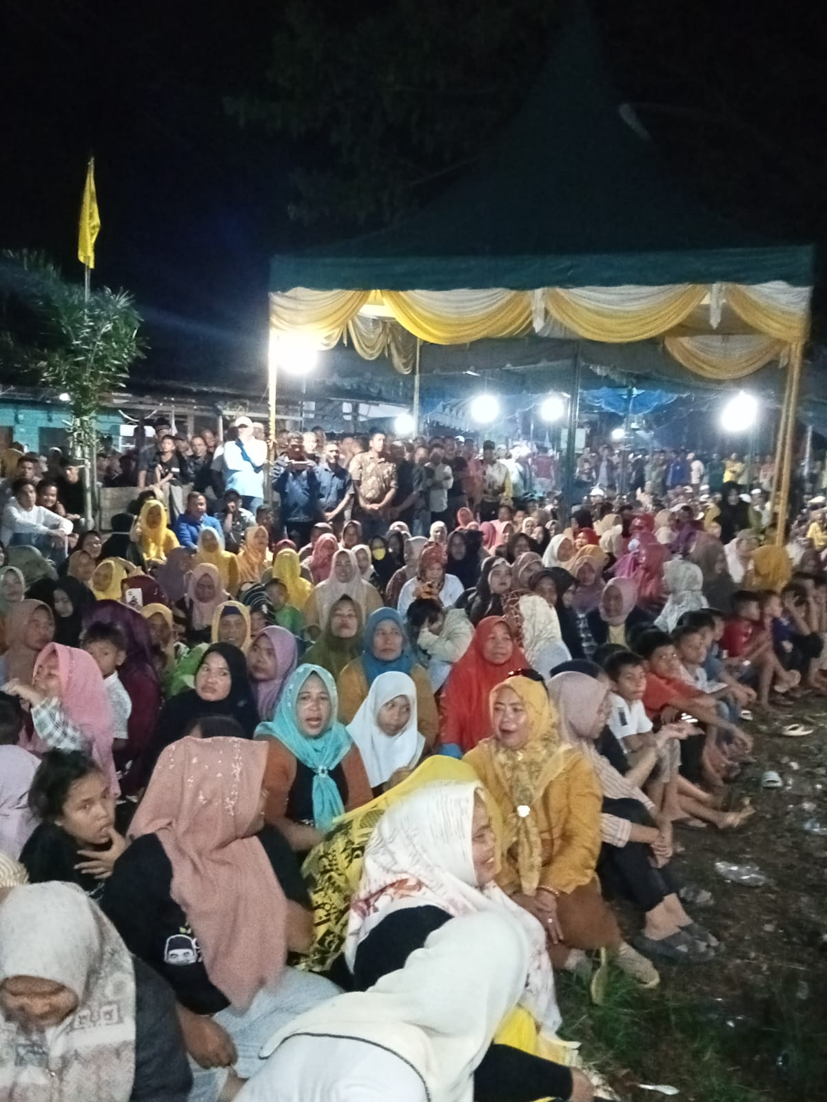 Pendukung Dan Simpatisan Paslon SAH Kian Membludak Saat Kampanye Terbuka