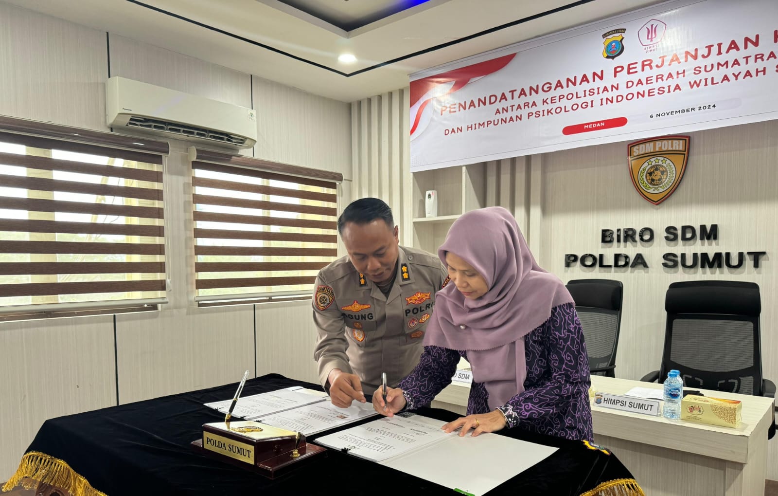 POLDA Sumut melakukan penandatangan perjanjian kerja dengan Himpunan Psikologi Indonesia Wilayah Sumut, Rabu (6/10/2024). Waspada/ist