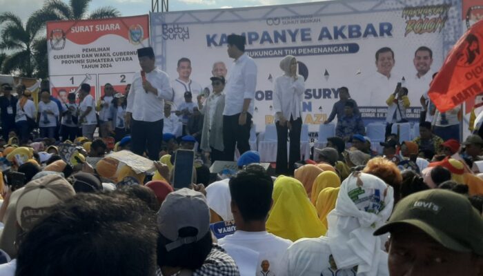 Kampanye Akbar RHS-AZI Dihadiri Ribuan Massa