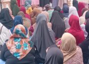 Lansia Dan Kaum Ibu Gunung Malela Doakan RHS-AZI Menang Pilkada