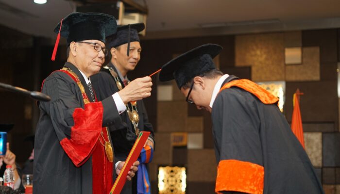 Sarjana STIK-P Pantang Cepat Puas Diri