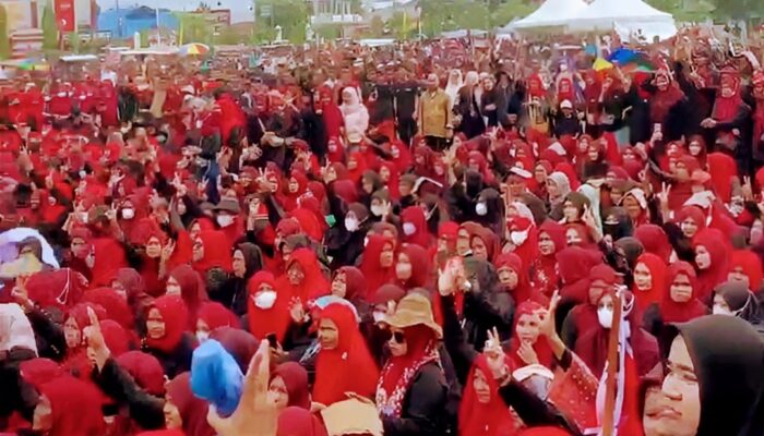 Relawan Geunaseh Ummi Semangat Ikuti Apel Siaga Pemenangan Sarjani-Alzaizi
