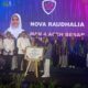 Nova Raudhalia siswi MAN 4 Aceh Besar menerima piagam penghargaan sebagai inisiator muda moderasi beragama nasional tahun 2024 di hotel Ibis, Bekasi, Jawa Barat, Senin (11/11/24)(Waspada/Ist)