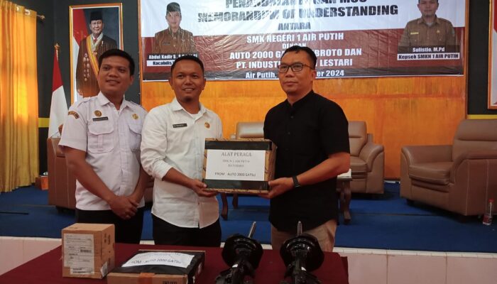 SMKN 1 Airputih MoU Dengan Auto 2000 Dan INL Sei Mangkei