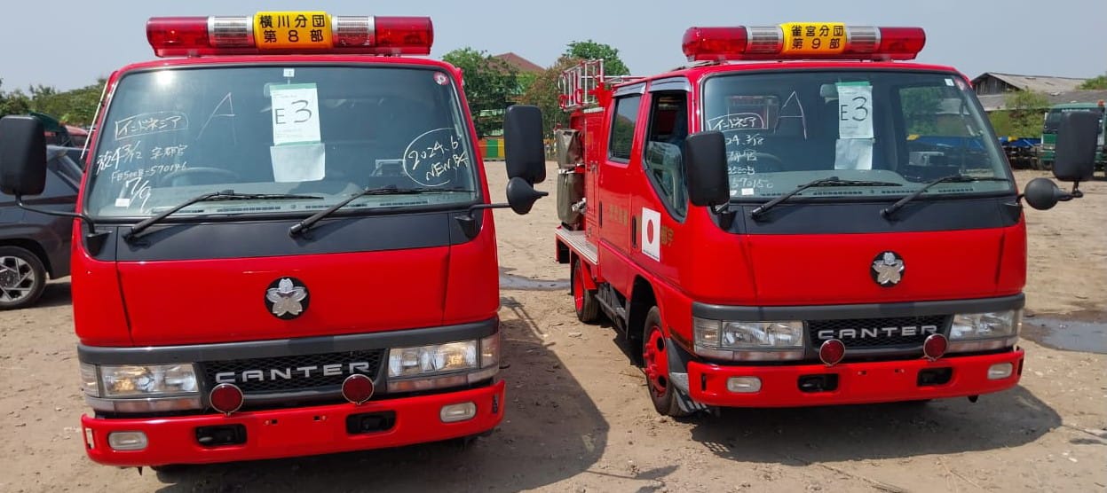 Pemko P.Siantar Terima Hibah 2 Unit Mobil Damkar Dari Kemendagri