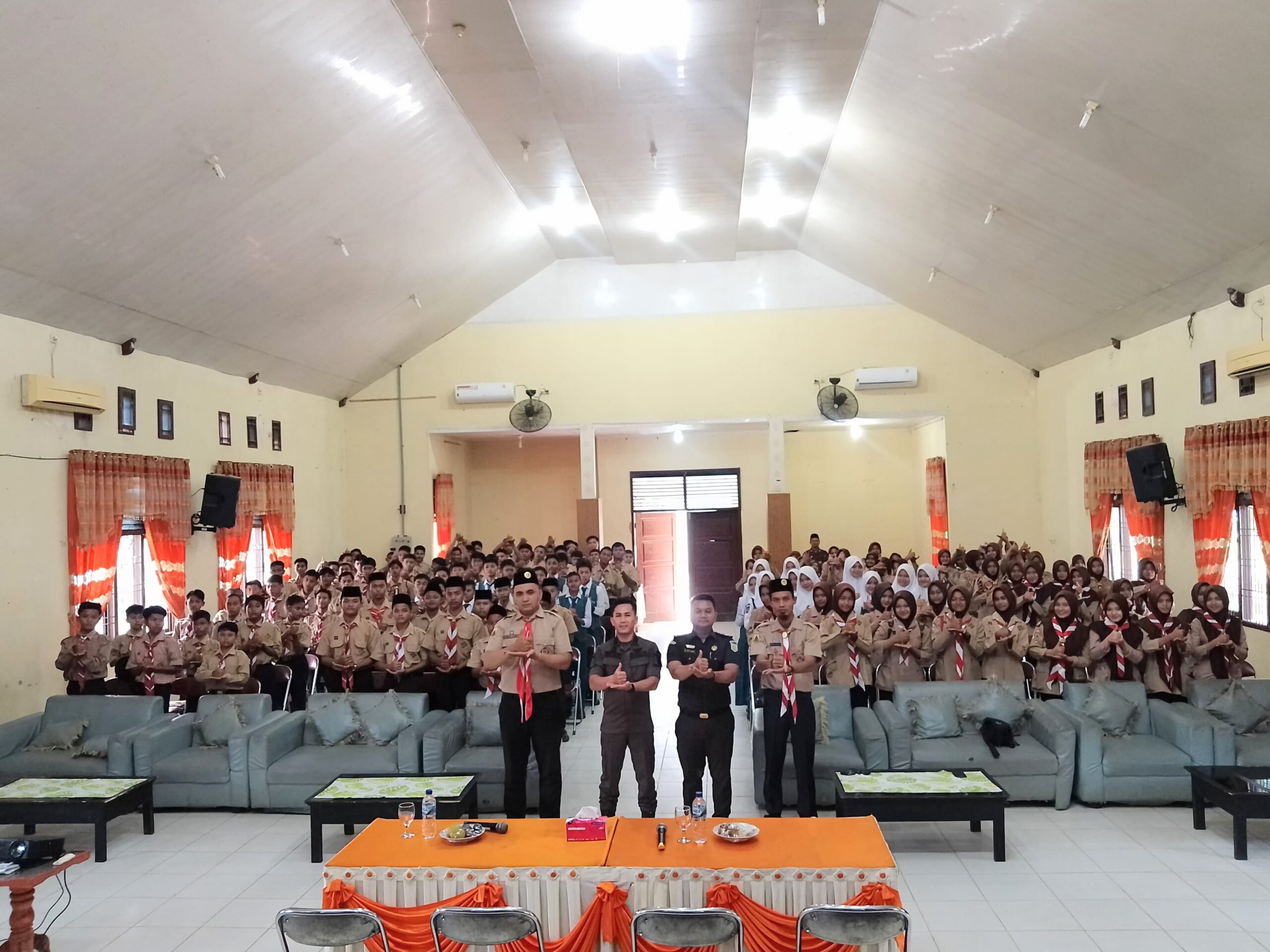 Pramuka Penggalang Dan Penegak Ikuti Edukasi Sadar Hukum