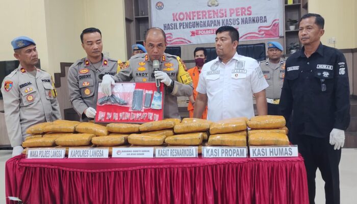 Bawa Ganja Dan Senpi, Pemuda Asal Sumut Ditangkap