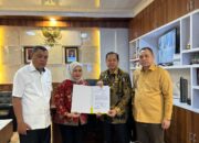 Sekwan Terima Surat Penetapan Pimpinan DPRD Sumut Dari DPP Partai Golkar
