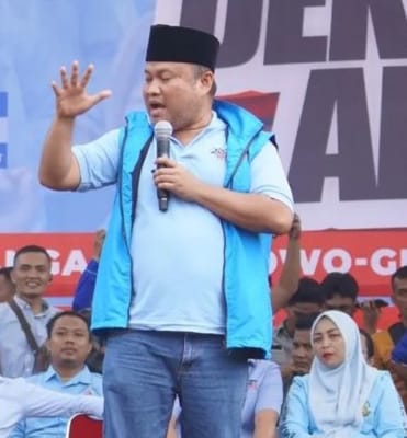 Anggota DPR-RI Sugiat Santoso Terima Penghargaan Sahabat Pers SPS Sumut 2024