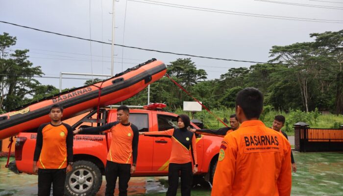 5 Warga Terseret Arus Sungai Mazingo, 1 Meninggal, 1 Selamat, 3 Hilang