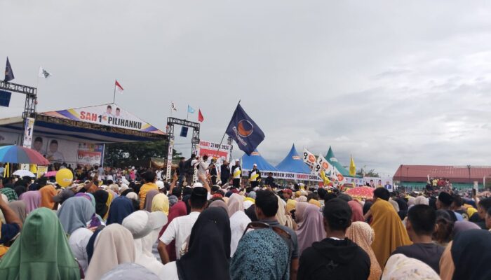 Lautan Massa Hadiri Kampanye Akbar Paslon SAH Di Agara