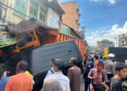 Kecelakaan Beruntun, Truk Seruduk 2 Mobil Dan Belasan Motor Di Jalinsum Kotapinang