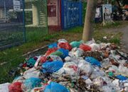 Sampah Membuat Wajah Eks ‘Kota Minyak’ P. Brandan Terlihat Kumuh