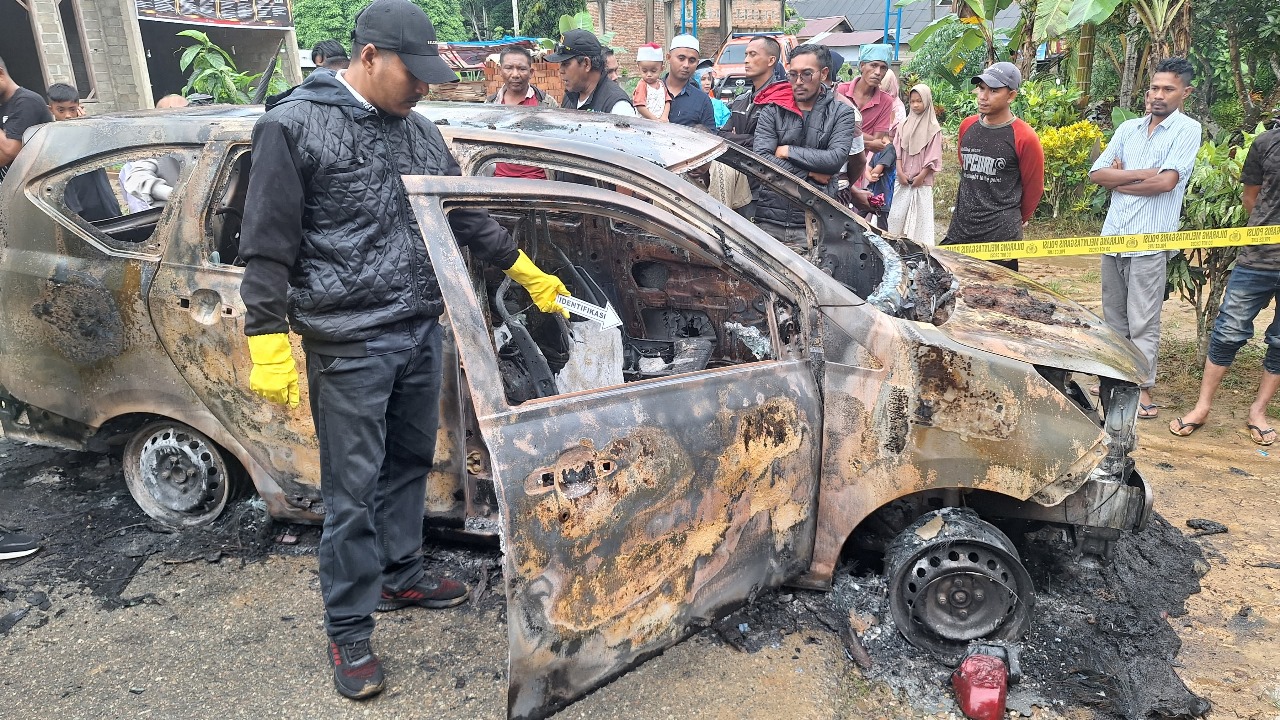 Polres Aceh Timur Selidiki Kasus Mobil Timses Diduga Dibakar OTK