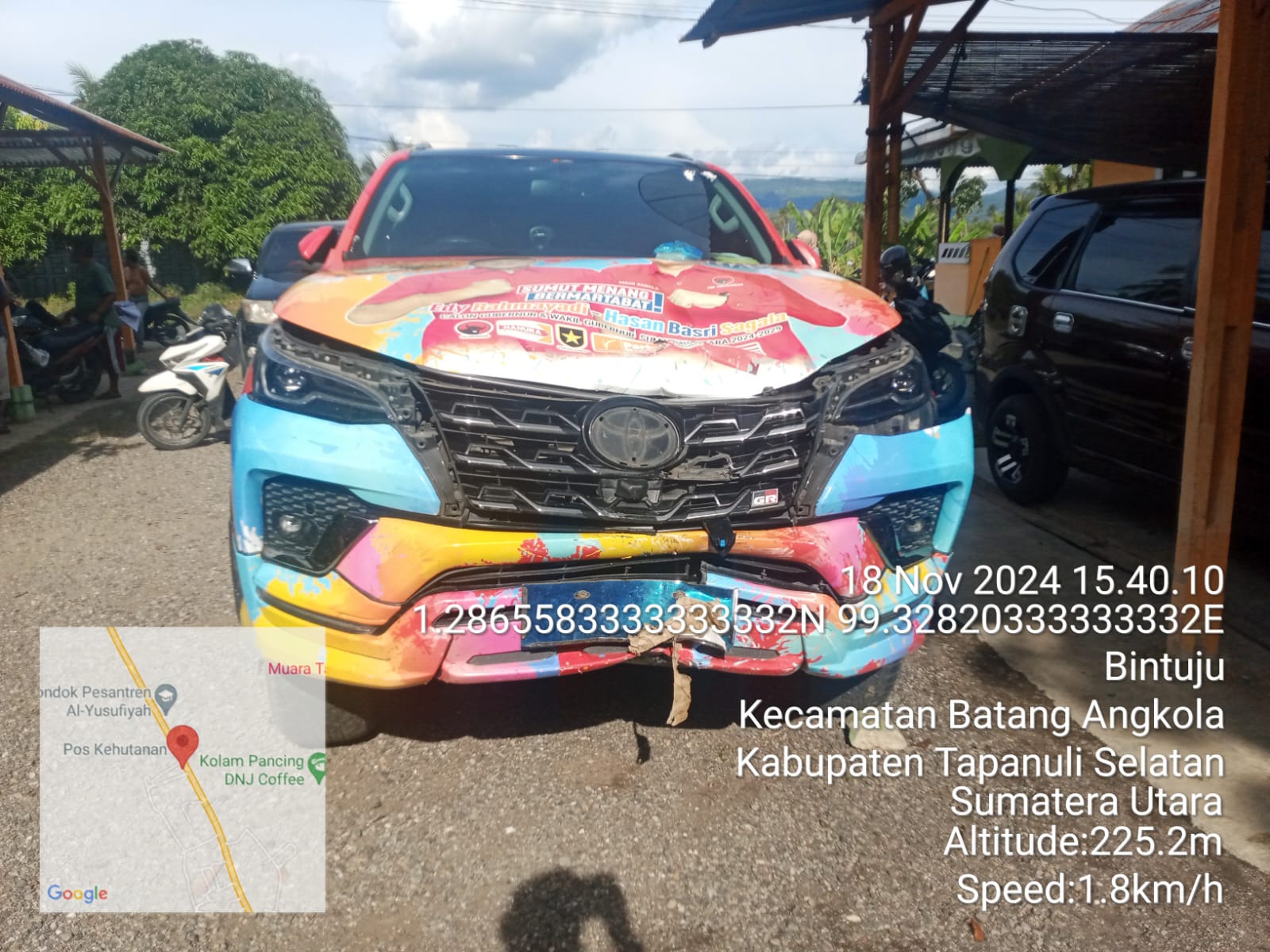 Pecah Ban, Mobil Ketua Tim Pemenangan Edy-Hasan Tabrak Pengendara Hingga Tewas Di Tapsel
