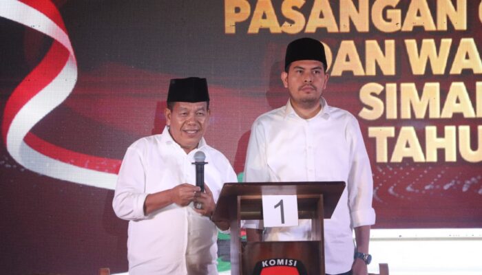 RHS-AZI Tampil Keren Dan Bersahaja, Kuasai Panggung Debat Publik Kedua