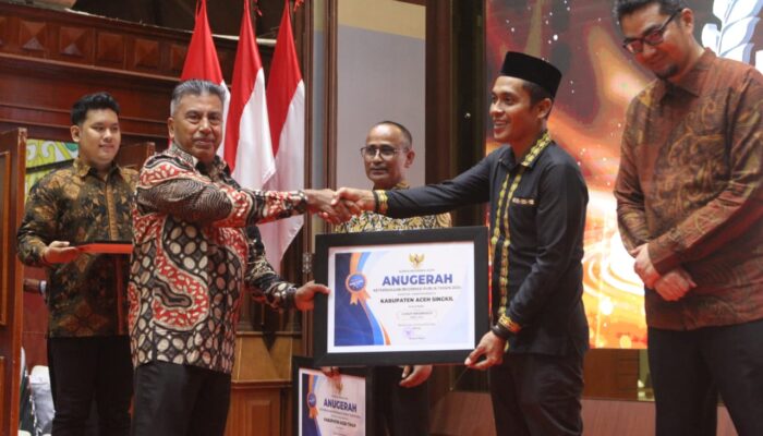 Aceh Singkil Dan 10 Kabupaten/Kota Raih Penghargaan Keterbukaan Informasi Publik