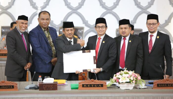 Pemko Dan DPRK Banda Aceh Sepakati RAPBK Banda Aceh 2025 Rp1,4 Triliun