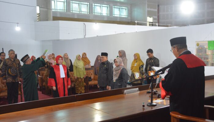 KPT Banda Aceh Lantik Ayumi Susriani Sebagai Hakim Tinggi
