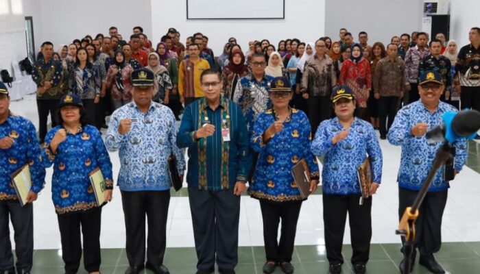 11 PNS Pemko P. Siantar Pensiun, Pjs Wali Kota Pamit