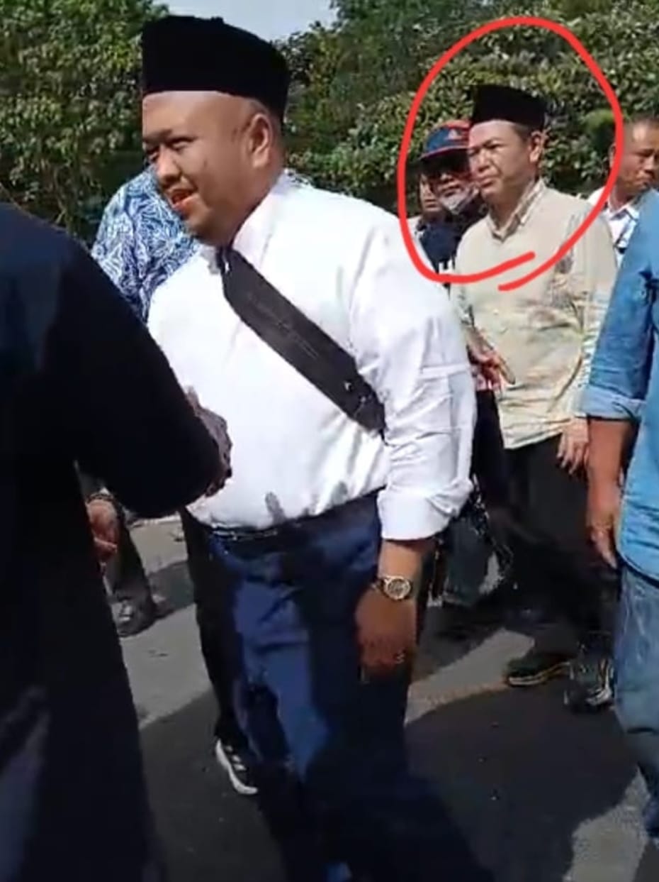 Direktur BUMD Tapsel Diduga Ikut Politik Praktis Pilkada, Fotonya Viral