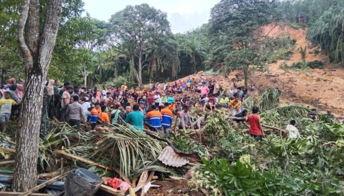 Banjir Dan Longsor Di Palas, Satu Tewas, Dua Selamat, 4 Hilang